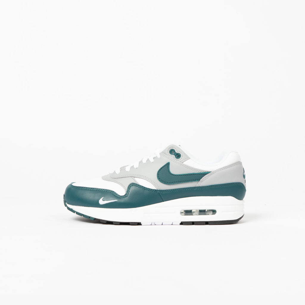 JustFreshKicks on X: Select sizes restocked Nike Air Max 1 LV8 'Teal Green'  =>  10% off w/ code SNEAKERS   / X