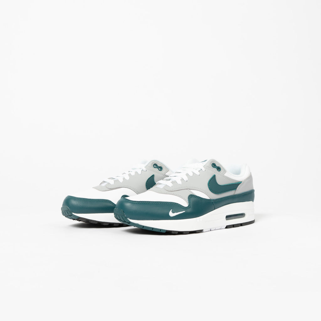 Footpatrol - Nike Air Max 1 LV8 'Teal Green' The shoe
