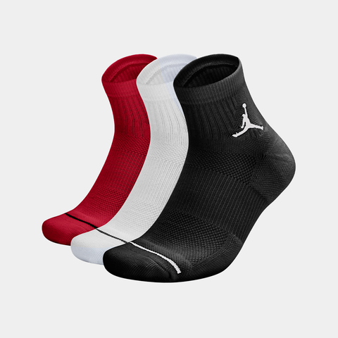Air Jordan Everyday Max Quarter Sock - Black/White/Gym Red (3 Pairs)